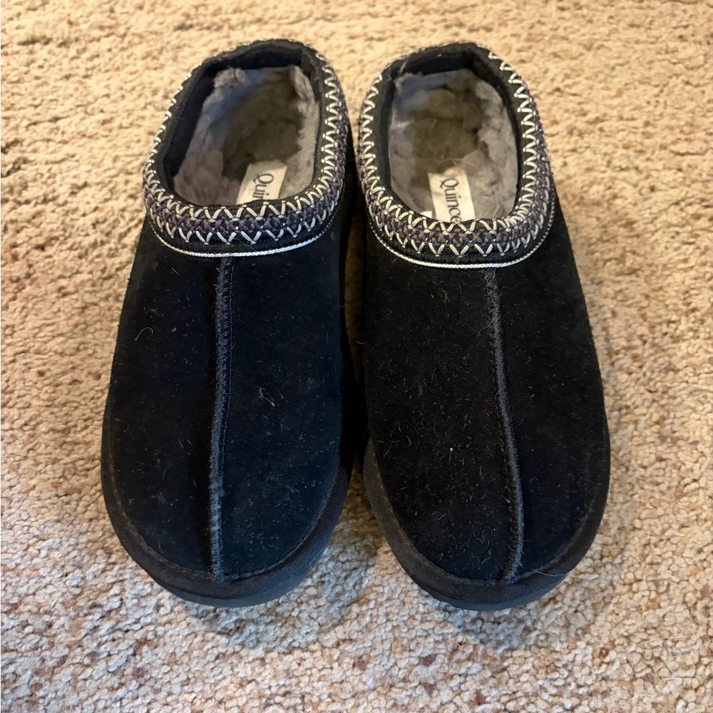 Quince slide on slipper/shoes with soft faux shearling inner